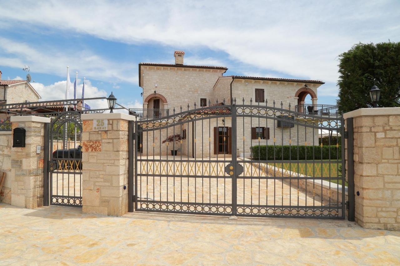 Villa Carolus-Luxurious Istrian Villa Barat  Buitenkant foto