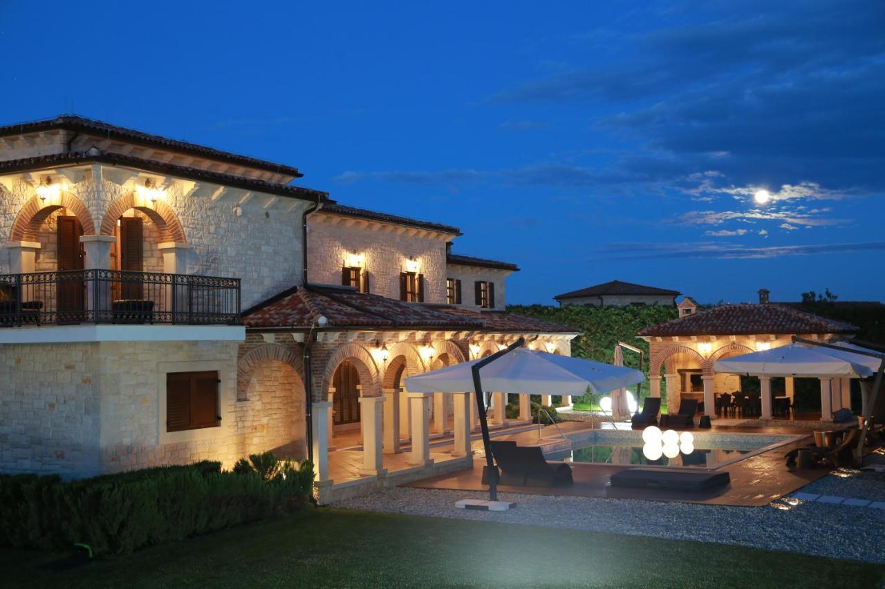 Villa Carolus-Luxurious Istrian Villa Barat  Buitenkant foto