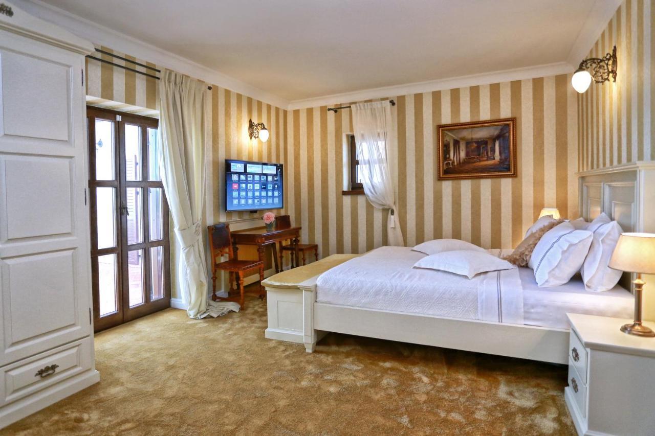 Villa Carolus-Luxurious Istrian Villa Barat  Buitenkant foto