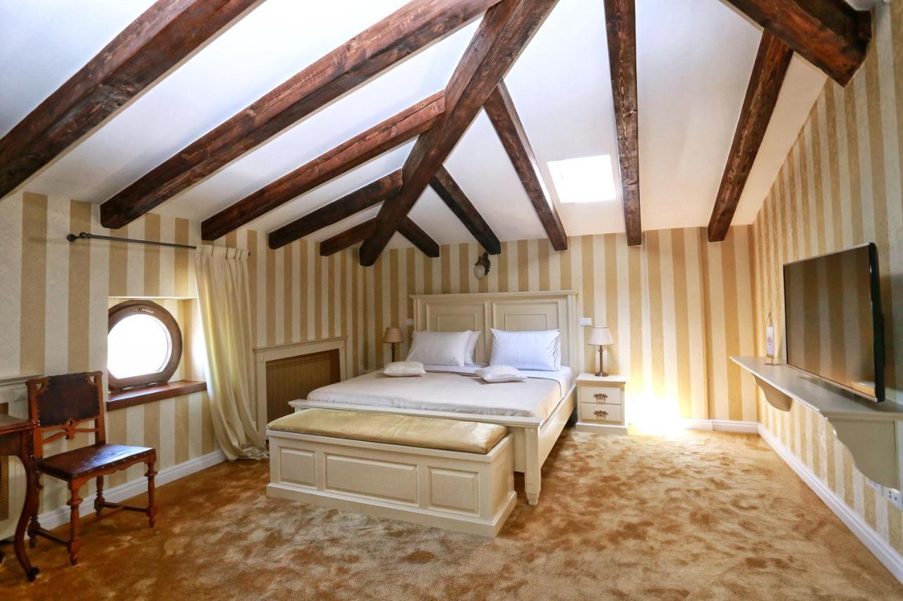 Villa Carolus-Luxurious Istrian Villa Barat  Buitenkant foto